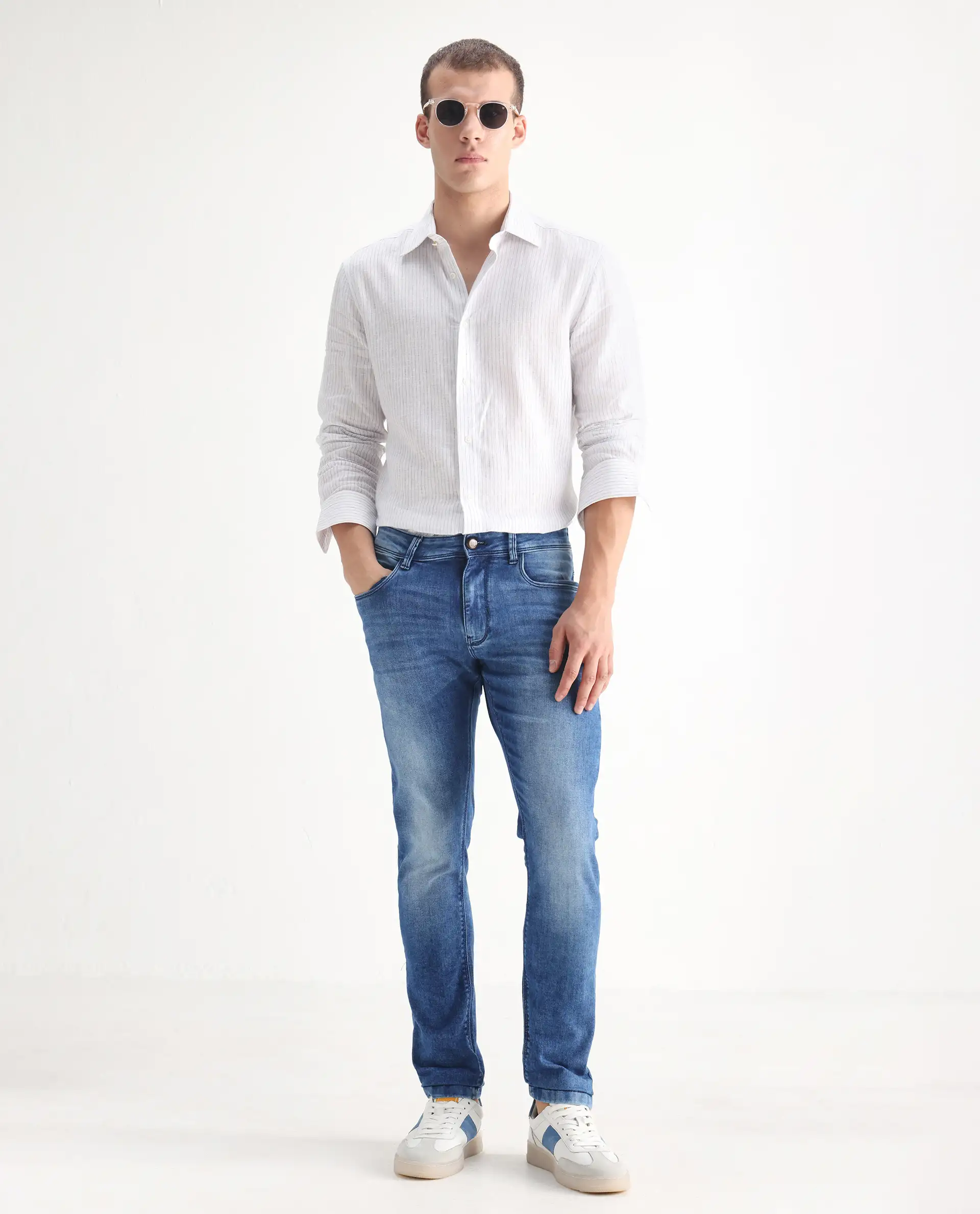 Rare Rabbit Men's Arbok Blue Cotton Plain Hawk Slim Fit Jeans