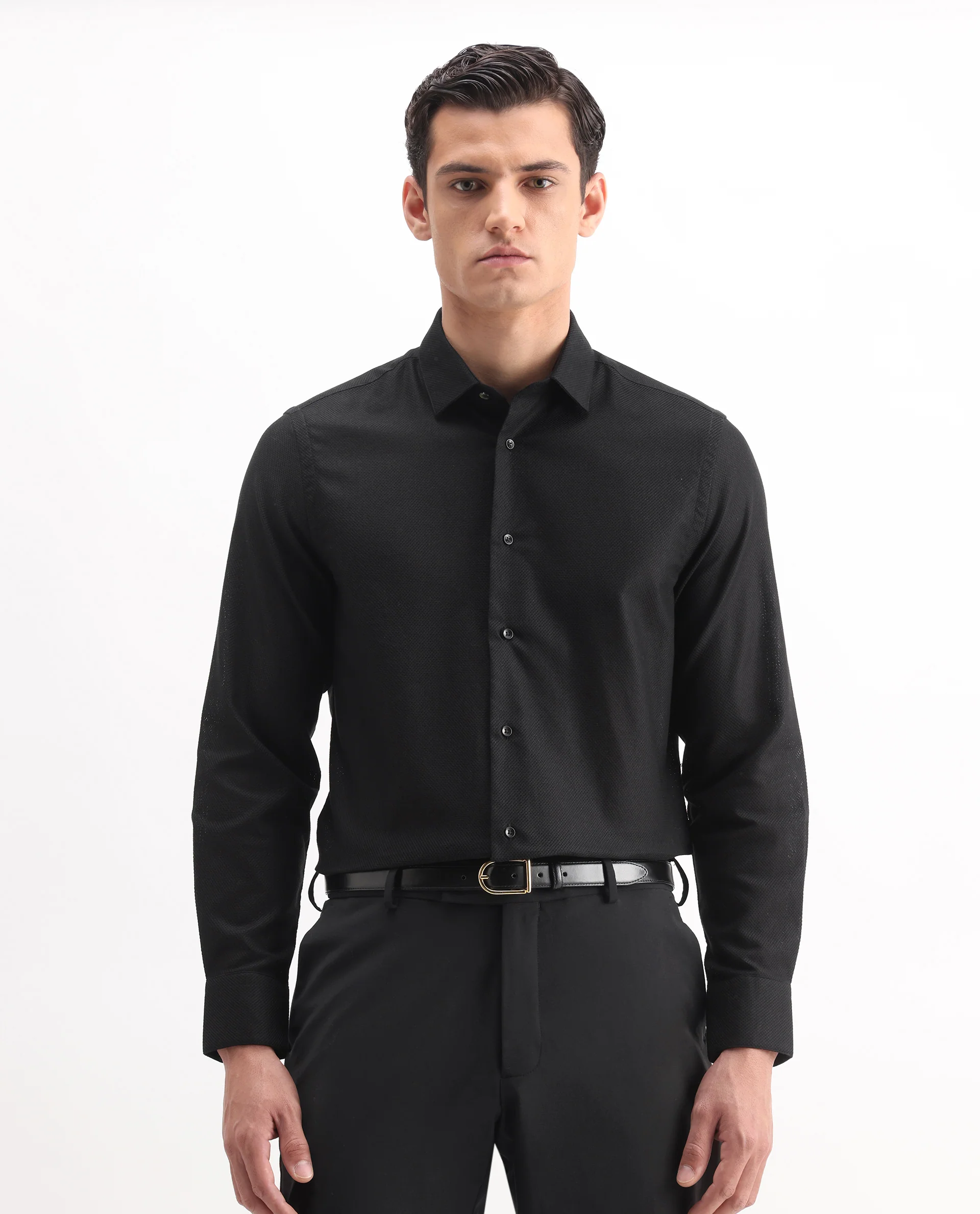 Rare Rabbit Men's Astron 25 Black Cotton Blend Plain Regular Fit Full Sleeve Collared Shirt