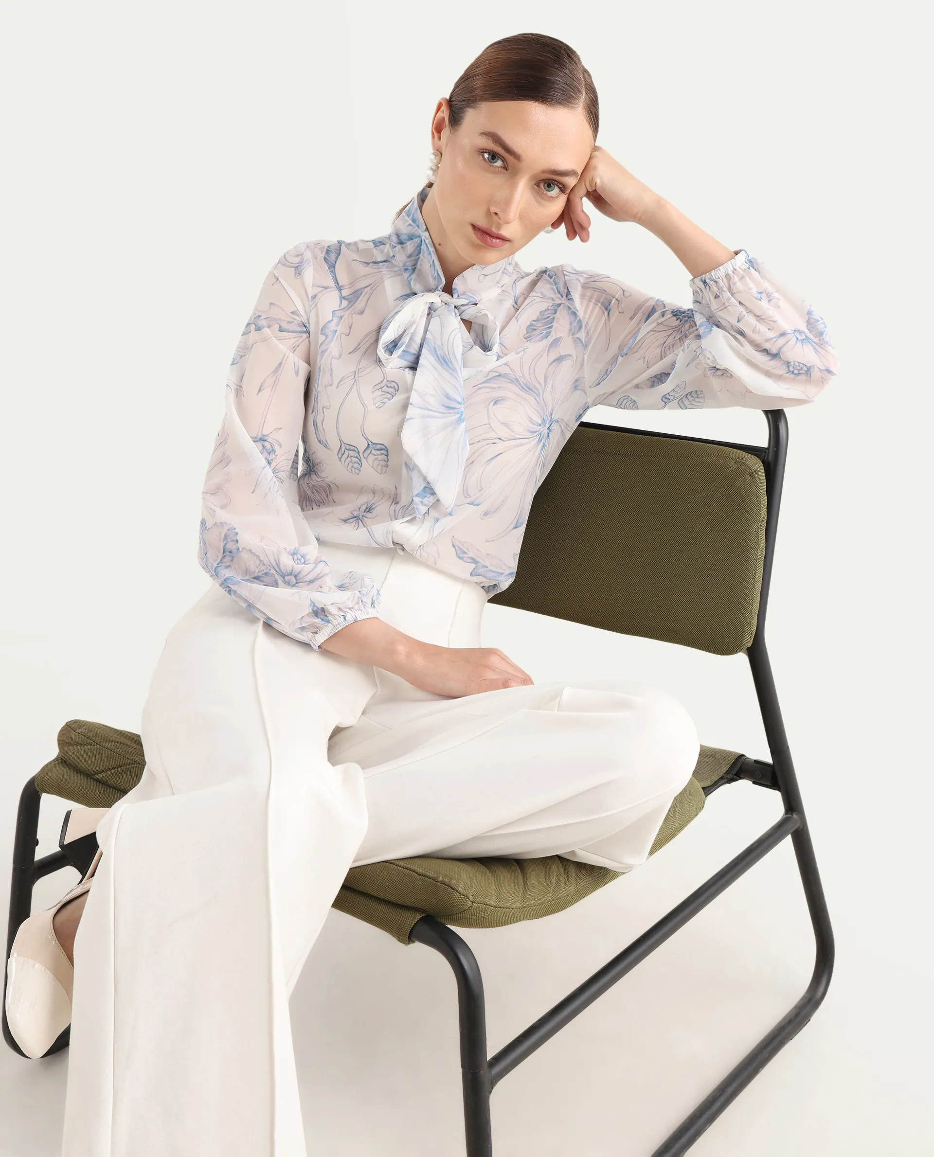 Rareism Women's Avoi White Polyester Tie-Up Regular Floral Print Top