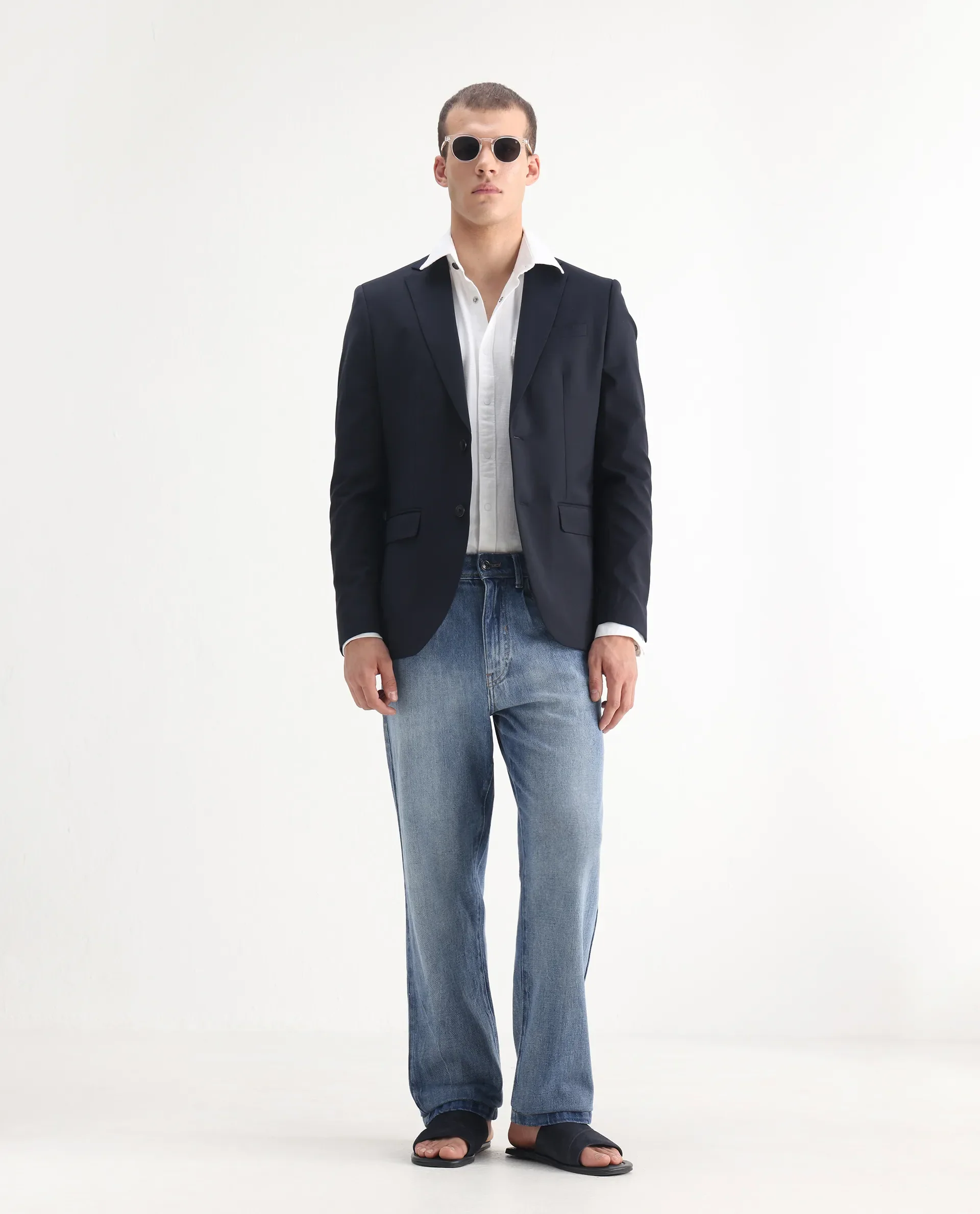 Rare Rabbit Men's Bagg-2 Blue Cotton Plain Morris Regular Fit Jeans