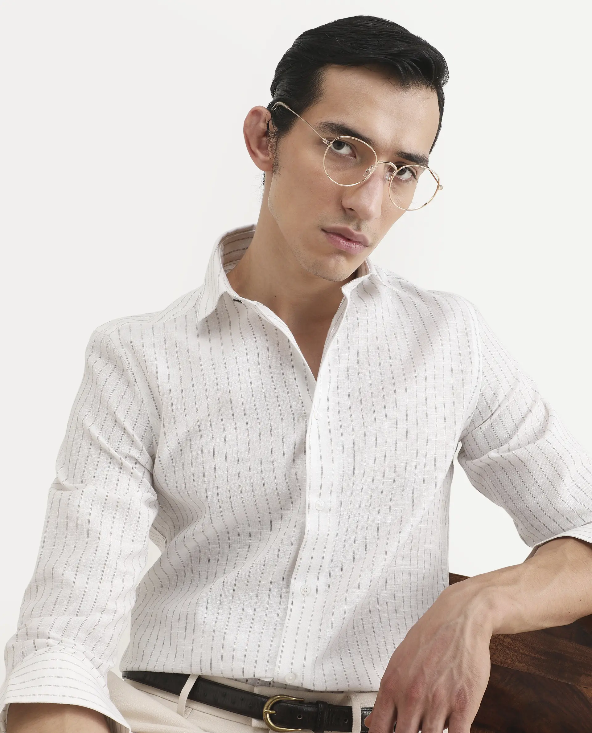 Rare Rabbit Men's Conwy Off White Polyester Blend Fabric Spread Collar Regular Fit Striped Shirt