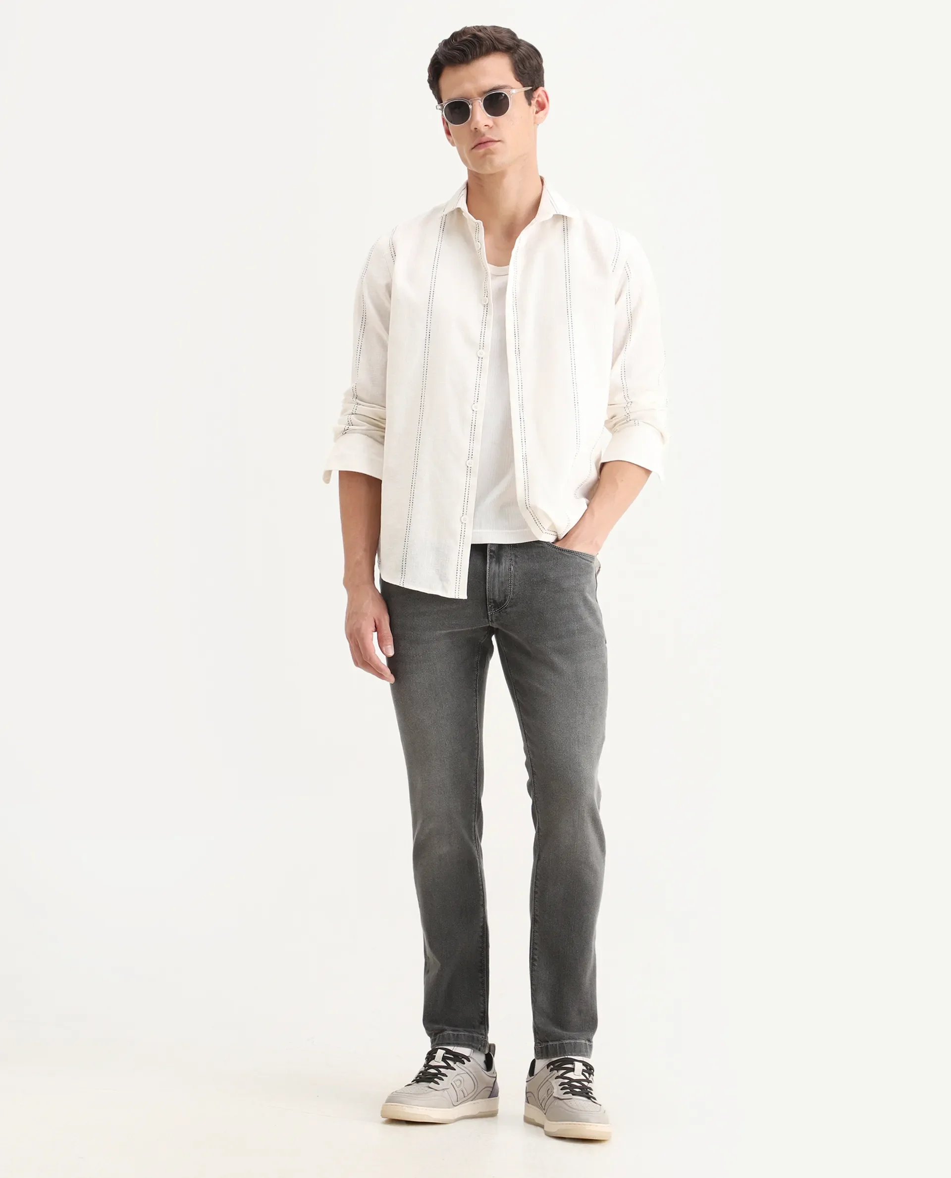 Rare Rabbit Men's Divi Light Grey Cotton Plain Hawk Slim Fit Jeans