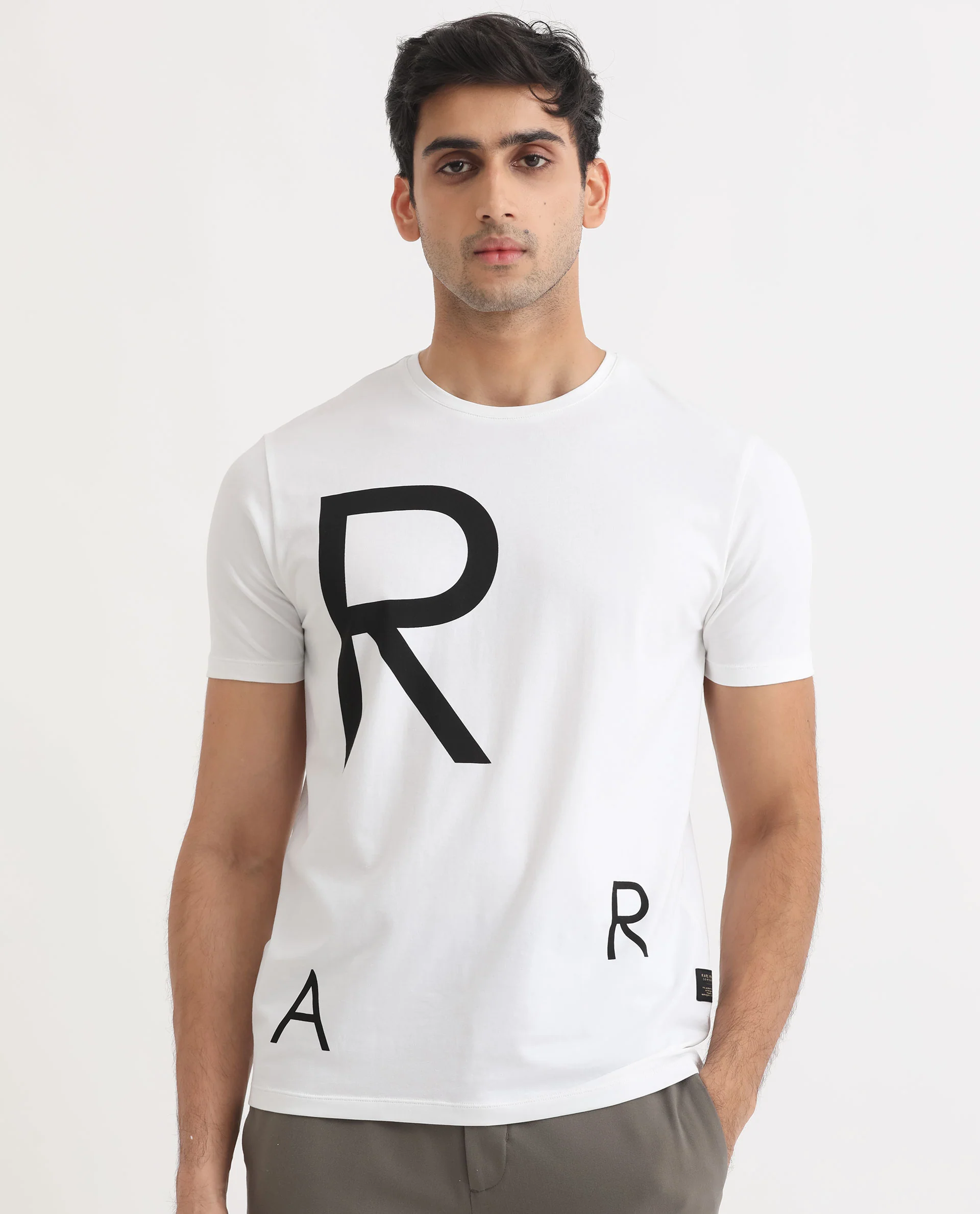 Rare Rabbit Men's Drover White Cotton Graphic Print Slim Fit Half Sleeve Crew Neck T-Shirt