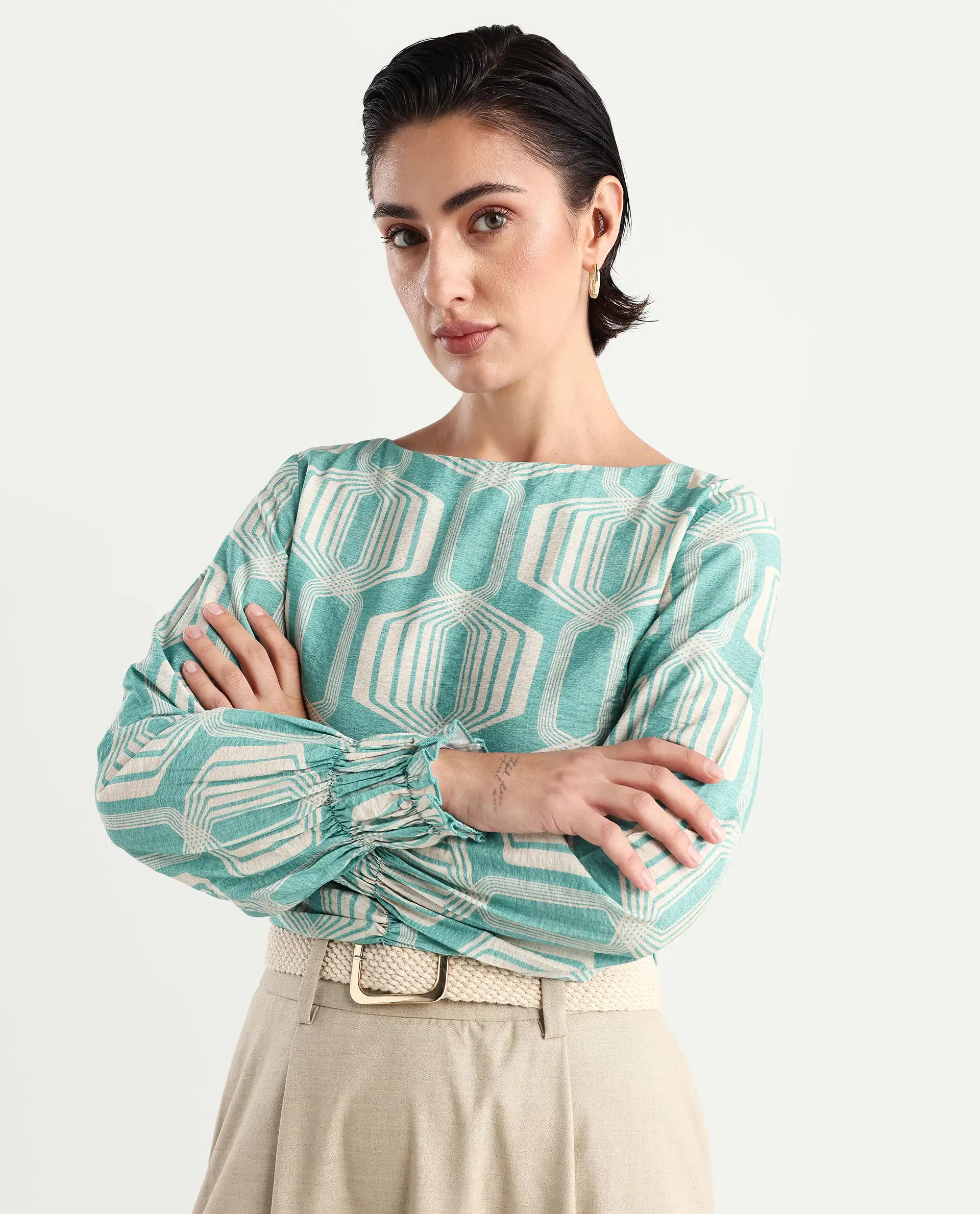 Rareism Women's Geonao Green Nylon Blend Crew Neck Geometric Print Bishop Sleeve Crop Regular Fit Top