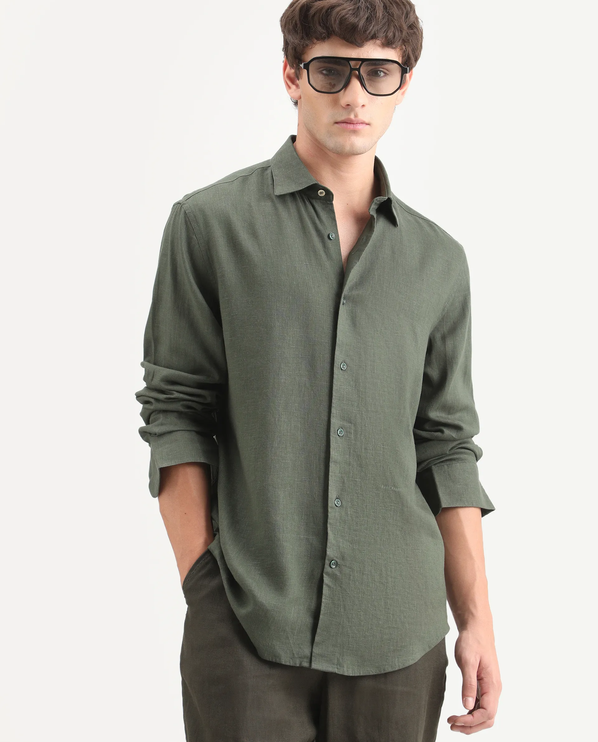 Rare Rabbit Men's Lewan-Ls Dark Green Linen Blend Spread Collar Regular Plain Shirt