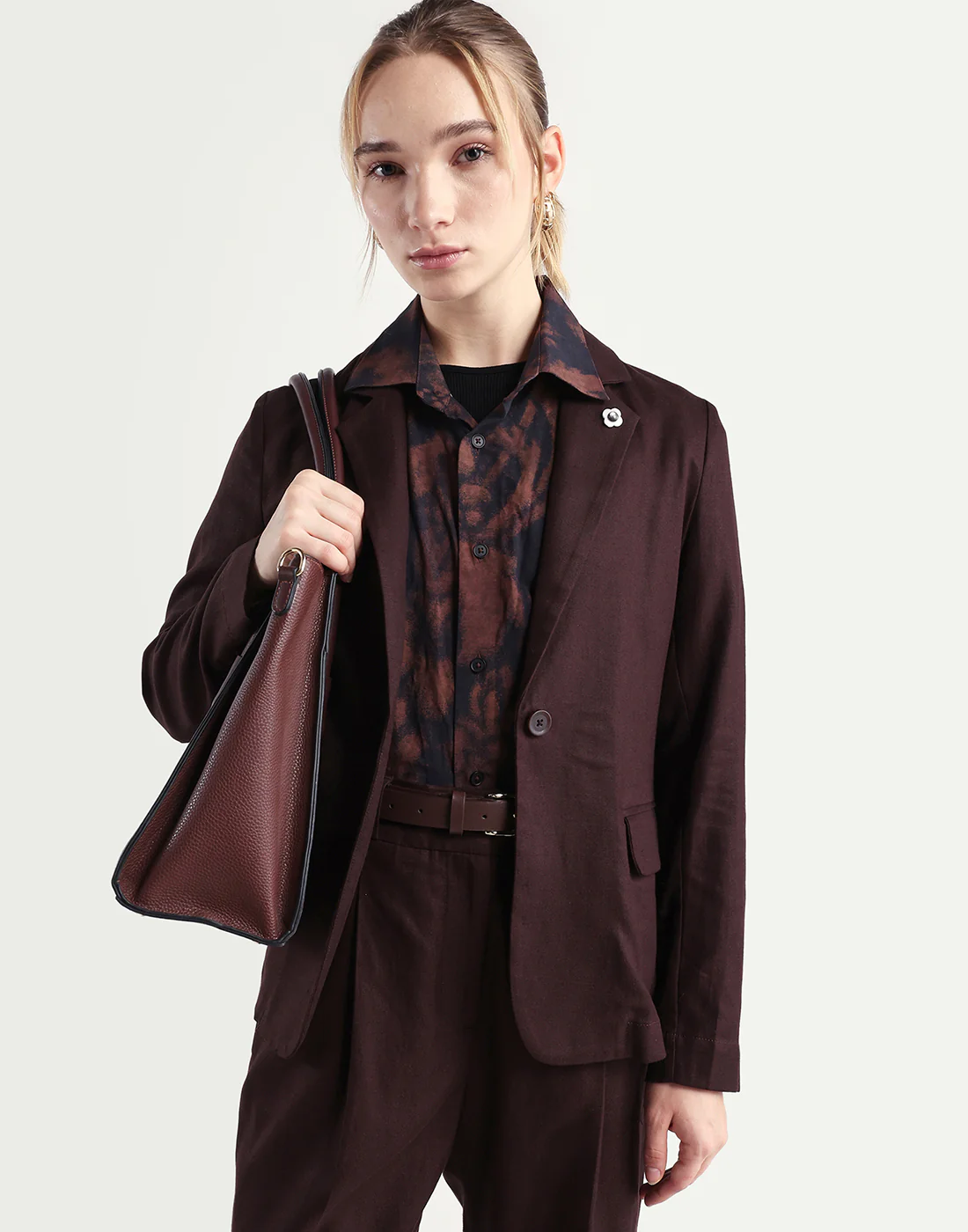 Rareism Women's Linzy-T Brown 100% Linen Full Sleeve Lapel Neck Regular Plain Blazer