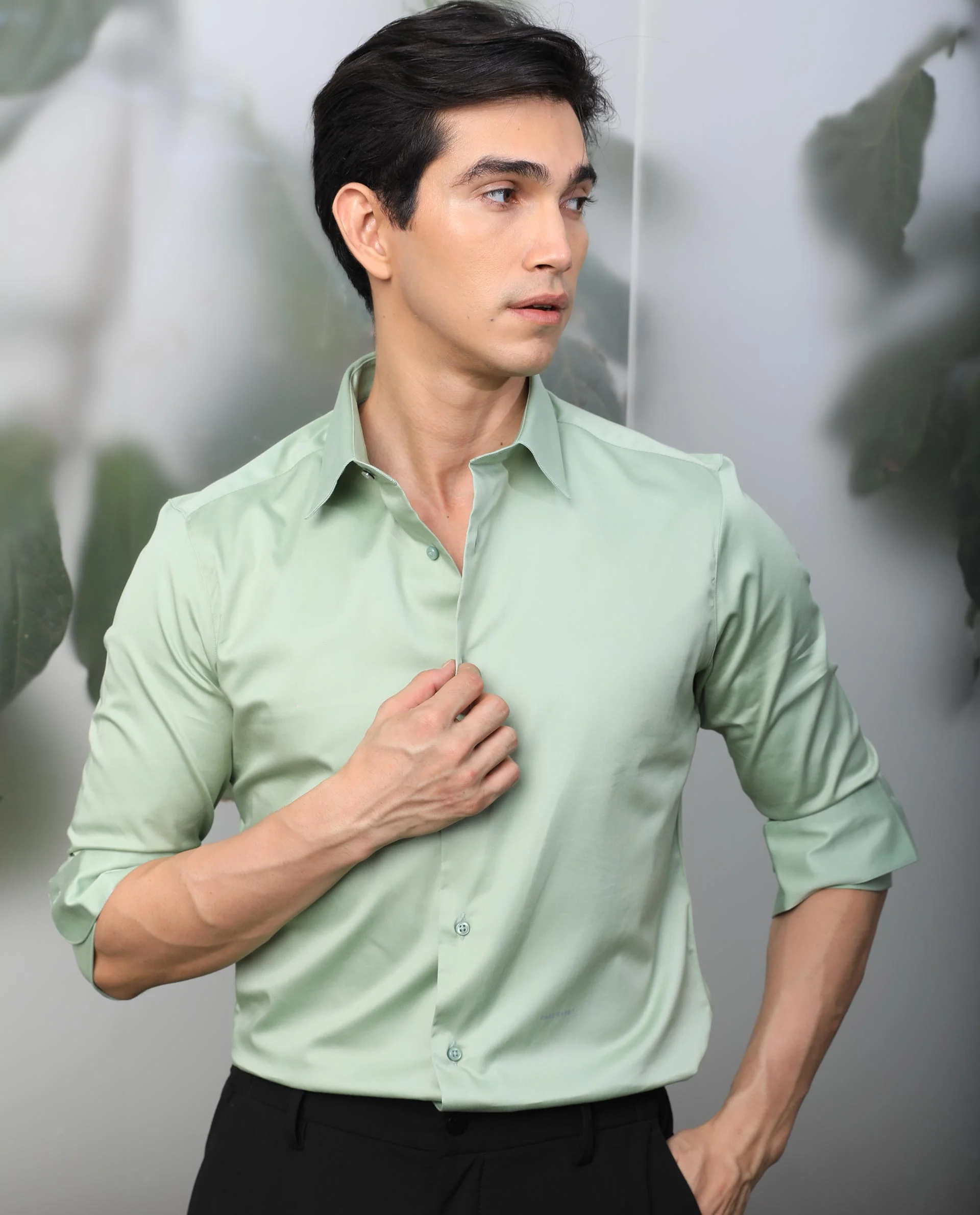 Rare Rabbit Men's Melton Pastel Green Cotton Plain Tailored Fit Full Sleeve Spread Collar Shirt
