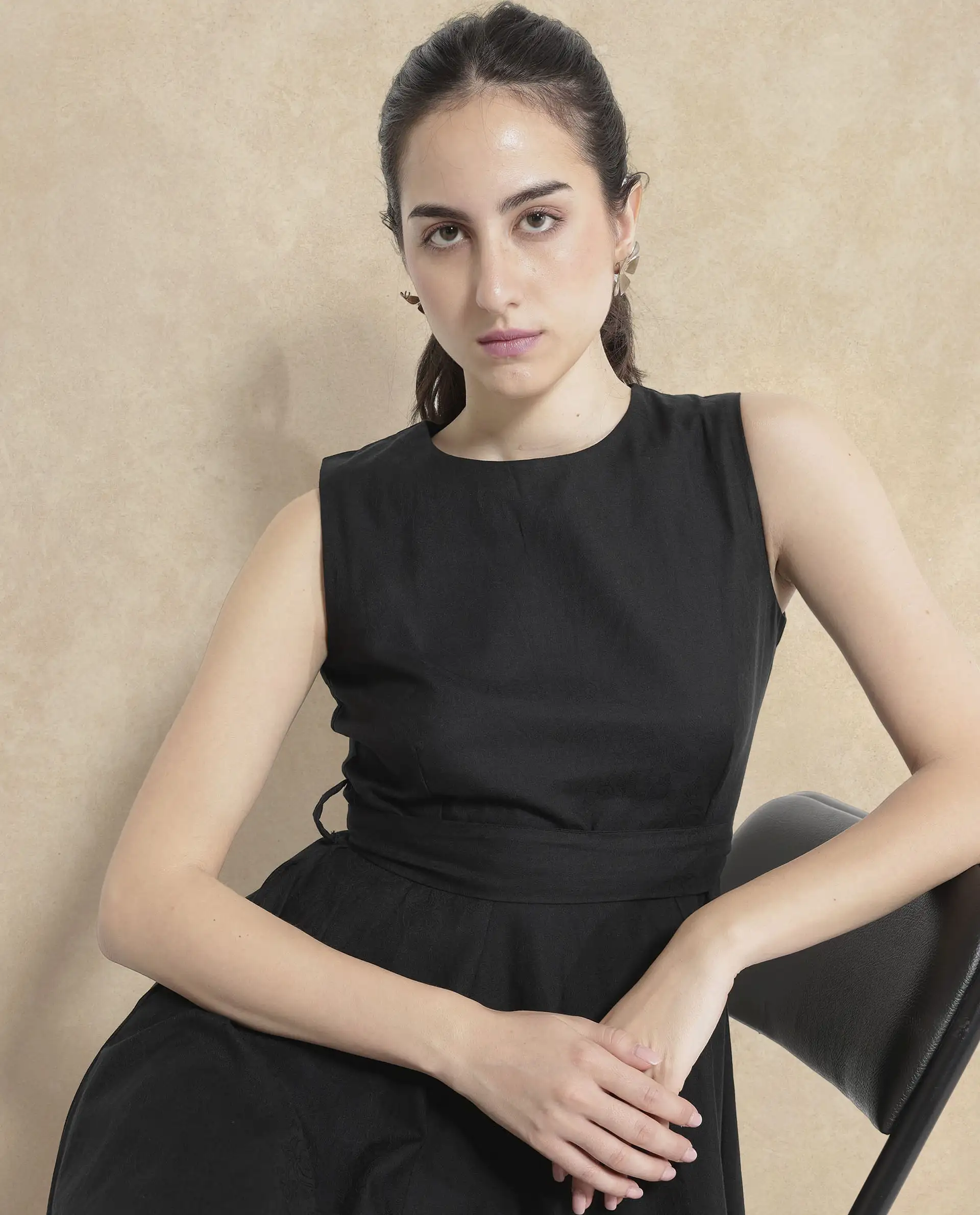 Rareism Women's Mulana Black Polyester Blend Crew Neck Plain Sleeveless Midi Regular Fit Dress