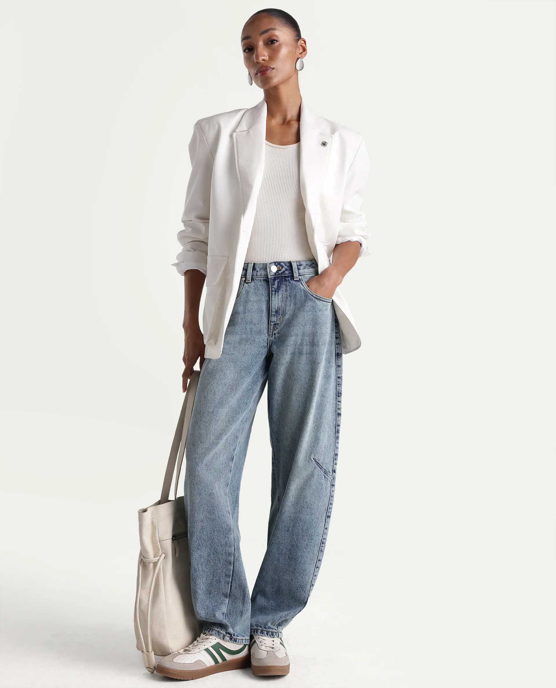 Rareism Women's Talbeia Light Blue Cotton Tall Barrel Fit Plain Jeans