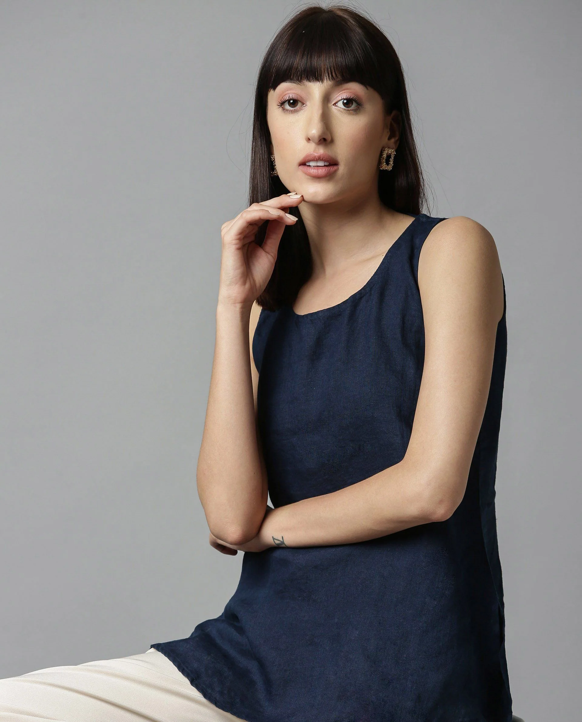 Rareism Women's Unite - L Blue Boat Neck Plain Sleeveless Knee Length Regular Fit Top